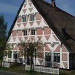 Denkmalgeschuetztes Ferienidyll Unter Reet Lejlighed Guderhandviertel