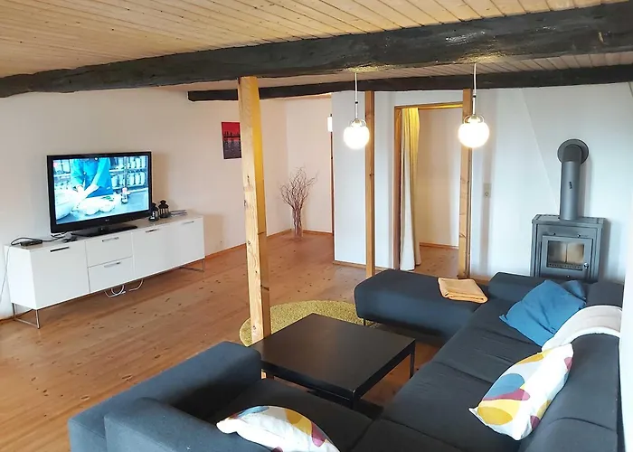 Denkmalgeschuetztes Ferienidyll Unter Reet